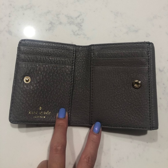 Kate Spade Wallet - Picture 4 of 6